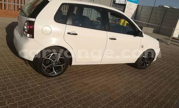 Acheter Occasion Voiture Volkswagen Polo Blanc à Windhoek, Namibie Acheter Occasion Voiture Volkswagen Polo Blanc à Windhoek, Namibie