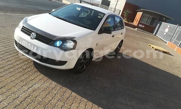 Acheter Occasion Voiture Volkswagen Polo Blanc à Windhoek, Namibie Acheter Occasion Voiture Volkswagen Polo Blanc à Windhoek, Namibie