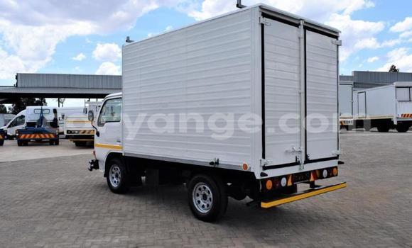 Buy Used Nissan UD White Truck in Windhoek in Namibia Buy Used Nissan UD White Truck in Windhoek in Namibia