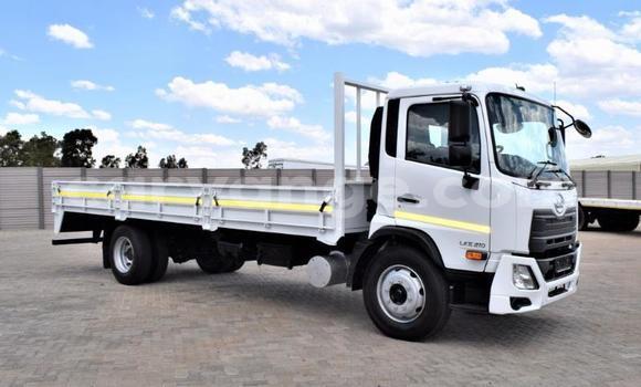 Buy Used Nissan UD White Truck in Windhoek in Namibia Buy Used Nissan UD White Truck in Windhoek in Namibia