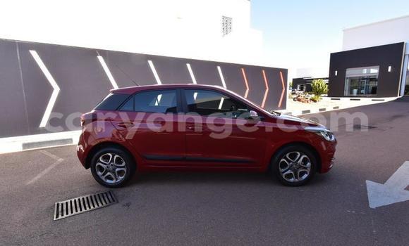 Acheter Occasion Voiture Hyundai I20 Rouge à Windhoek, Namibie Acheter Occasion Voiture Hyundai I20 Rouge à Windhoek, Namibie