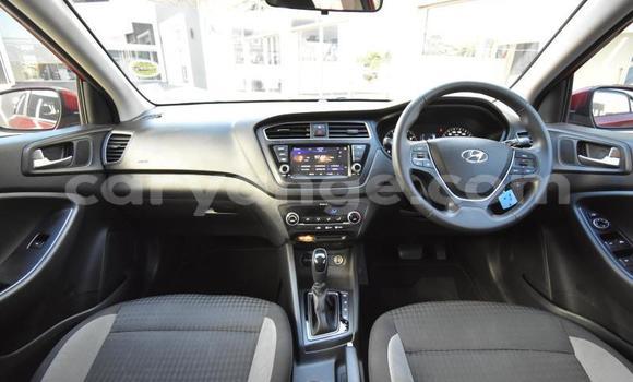 Acheter Occasion Voiture Hyundai I20 Rouge à Windhoek, Namibie Acheter Occasion Voiture Hyundai I20 Rouge à Windhoek, Namibie