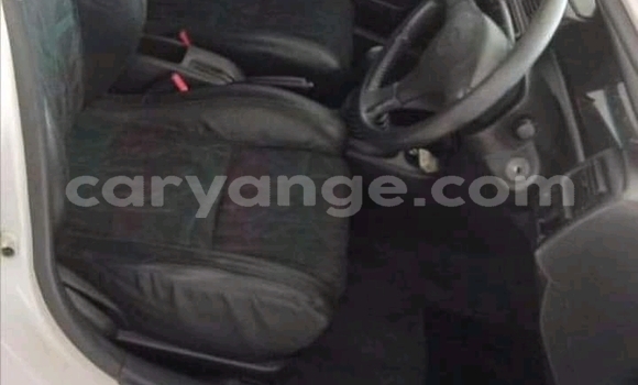 Acheter Occasion Voiture Toyota Corona Blanc à Windhoek, Namibie Acheter Occasion Voiture Toyota Corona Blanc à Windhoek, Namibie