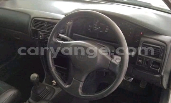 Acheter Occasion Voiture Toyota Corona Blanc à Windhoek, Namibie Acheter Occasion Voiture Toyota Corona Blanc à Windhoek, Namibie