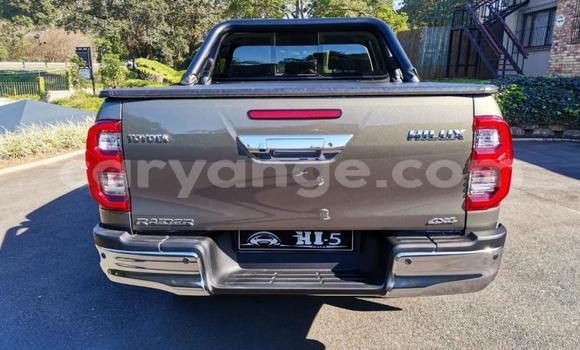 Buy Used Toyota Hilux White Car in Walvis Bay in Namibia Buy Used Toyota Hilux White Car in Walvis Bay in Namibia
