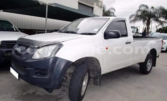 Buy Used Isuzu D–MAX White Car in Windhoek in Namibia Buy Used Isuzu D–MAX White Car in Windhoek in Namibia