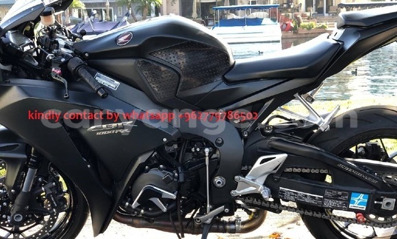 Buy Used Honda CBR 1000 RR Black Bike in Windhoek in Namibia Buy Used Honda CBR 1000 RR Black Bike in Windhoek in Namibia