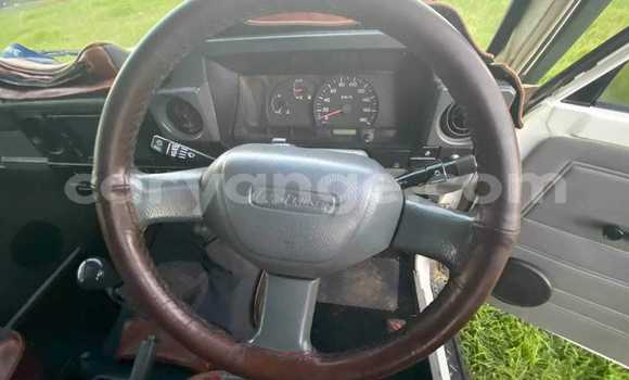 Buy Used Toyota Land Cruiser White Car in Windhoek in Namibia Buy Used Toyota Land Cruiser White Car in Windhoek in Namibia