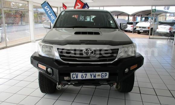 Acheter Occasion Voiture Toyota Hilux Blanc à Windhoek, Namibie Acheter Occasion Voiture Toyota Hilux Blanc à Windhoek, Namibie