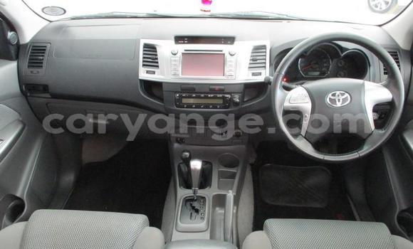 Acheter Occasion Voiture Toyota Hilux Blanc à Windhoek, Namibie Acheter Occasion Voiture Toyota Hilux Blanc à Windhoek, Namibie