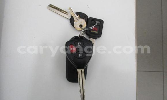 Acheter Occasion Voiture Toyota Hilux Blanc à Windhoek, Namibie Acheter Occasion Voiture Toyota Hilux Blanc à Windhoek, Namibie