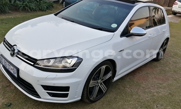 Buy Used Volkswagen Golf White Car in Windhoek in Namibia Buy Used Volkswagen Golf White Car in Windhoek in Namibia