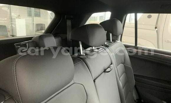 Acheter Occasion Voiture Volkswagen Tiguan Blanc à Windhoek, Namibie Acheter Occasion Voiture Volkswagen Tiguan Blanc à Windhoek, Namibie