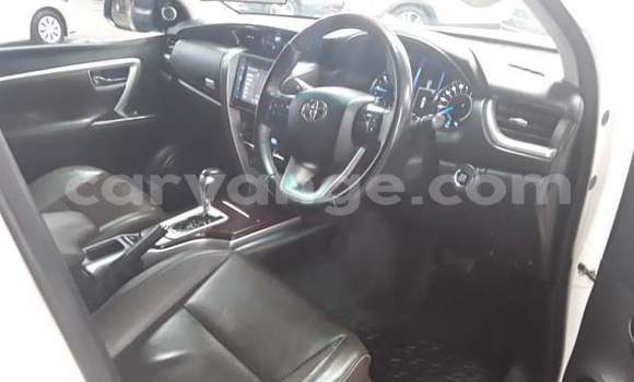 Buy Used Toyota Fortuner White Car in Windhoek in Namibia Buy Used Toyota Fortuner White Car in Windhoek in Namibia