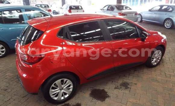 Buy Used Renault Clio Red Car in Windhoek in Namibia Buy Used Renault Clio Red Car in Windhoek in Namibia