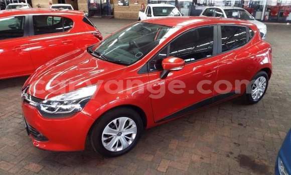 Buy Used Renault Clio Red Car in Windhoek in Namibia Buy Used Renault Clio Red Car in Windhoek in Namibia