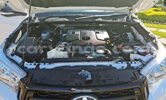 Acheter Occasion Voiture Toyota Hilux Blanc à Windhoek, Namibie Acheter Occasion Voiture Toyota Hilux Blanc à Windhoek, Namibie