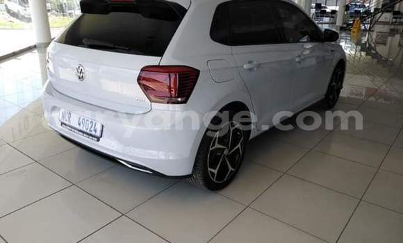 Buy Used Chevlolet Spin White Car in Windhoek in Namibia Buy Used Chevlolet Spin White Car in Windhoek in Namibia