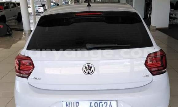 Buy Used Chevlolet Spin White Car in Windhoek in Namibia Buy Used Chevlolet Spin White Car in Windhoek in Namibia
