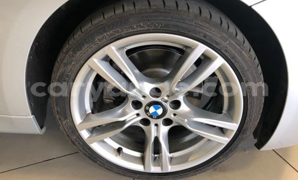 Acheter Occasion Voiture BMW 3–Series Gris à Windhoek, Namibie Acheter Occasion Voiture BMW 3–Series Gris à Windhoek, Namibie