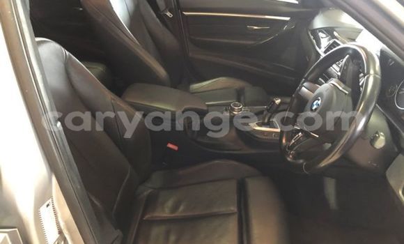 Acheter Occasion Voiture BMW 3–Series Gris à Windhoek, Namibie Acheter Occasion Voiture BMW 3–Series Gris à Windhoek, Namibie