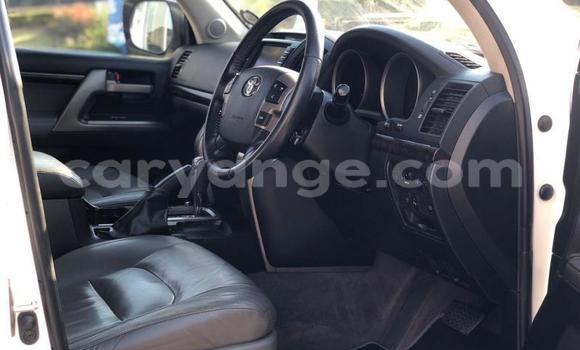 Buy Used Toyota Land Cruiser Prado White Car in Gobabis in Omaheke Buy Used Toyota Land Cruiser Prado White Car in Gobabis in Omaheke