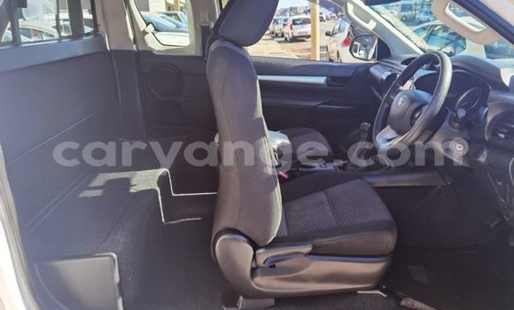 Buy Used Toyota Hilux White Car in Windhoek in Namibia Buy Used Toyota Hilux White Car in Windhoek in Namibia