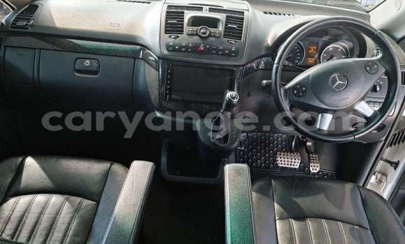 Acheter Occasion Voiture Mercedes-Benz Viano Blanc à Windhoek, Namibie Acheter Occasion Voiture Mercedes-Benz Viano Blanc à Windhoek, Namibie