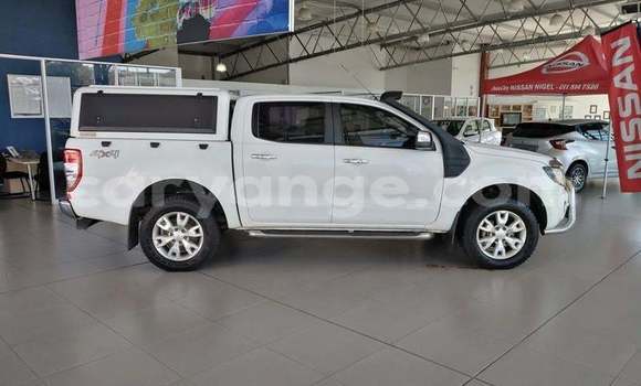 Acheter Occasion Voiture Ford Ranger Blanc à Windhoek, Namibie Acheter Occasion Voiture Ford Ranger Blanc à Windhoek, Namibie