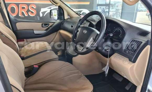 Buy Used Hyundai H1 Silver Car in Rundu in Namibia Buy Used Hyundai H1 Silver Car in Rundu in Namibia