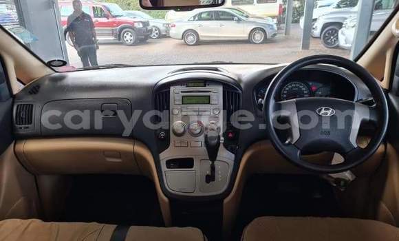 Buy Used Hyundai H1 Silver Car in Rundu in Namibia Buy Used Hyundai H1 Silver Car in Rundu in Namibia