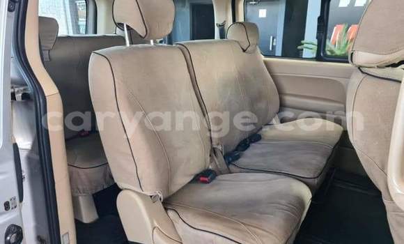 Buy Used Hyundai H1 Silver Car in Rundu in Namibia Buy Used Hyundai H1 Silver Car in Rundu in Namibia