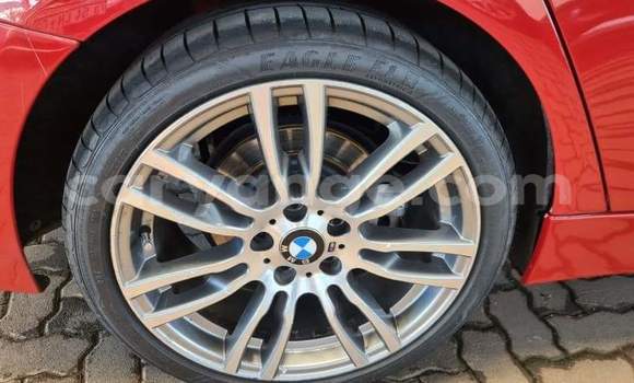 Acheter Occasion Voiture BMW 3–Series Rouge à Windhoek, Namibie Acheter Occasion Voiture BMW 3–Series Rouge à Windhoek, Namibie