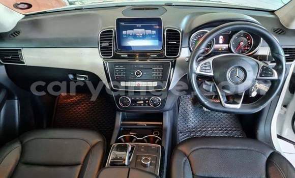 Buy Used Mercedes-Benz GLE White Car in Grootfontein in Namibia Buy Used Mercedes-Benz GLE White Car in Grootfontein in Namibia