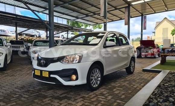Buy Used Toyota Etios White Car in Bethanien in Karas Buy Used Toyota Etios White Car in Bethanien in Karas