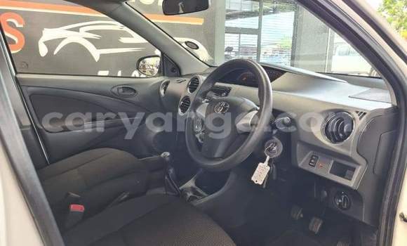 Acheter Occasion Voiture Toyota Etios Blanc à Bethanien, Karas Acheter Occasion Voiture Toyota Etios Blanc à Bethanien, Karas