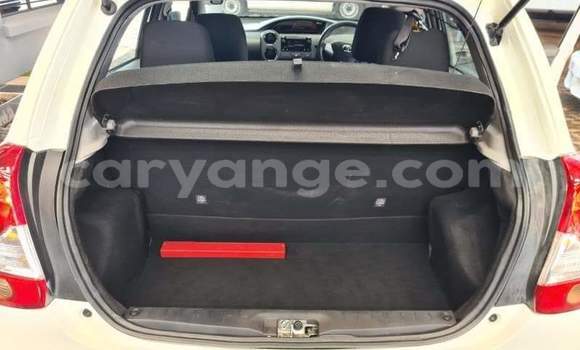 Acheter Occasion Voiture Toyota Etios Blanc à Bethanien, Karas Acheter Occasion Voiture Toyota Etios Blanc à Bethanien, Karas