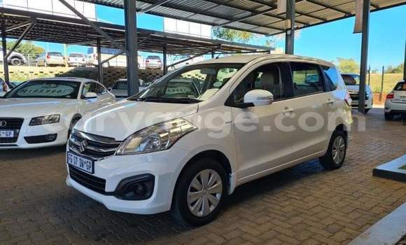 Acheter Occasion Voiture Suzuki Ertiga Blanc à Khorixas, Kunene