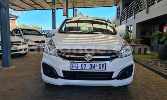 Buy Used Suzuki Ertiga White Car in Khorixas in Kunene Buy Used Suzuki Ertiga White Car in Khorixas in Kunene