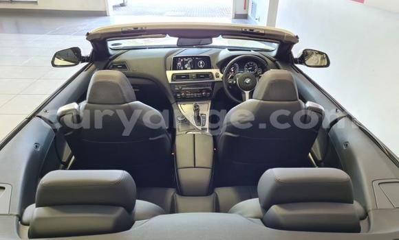 Acheter Occasion Voiture BMW 6-Series Blanc à Windhoek, Namibie Acheter Occasion Voiture BMW 6-Series Blanc à Windhoek, Namibie