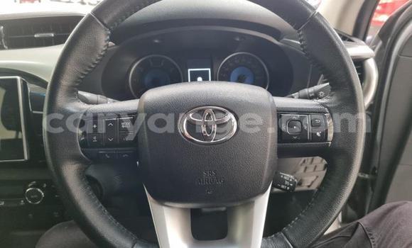 Buy Used Toyota Hilux Silver Car in Gobabis in Omaheke Buy Used Toyota Hilux Silver Car in Gobabis in Omaheke
