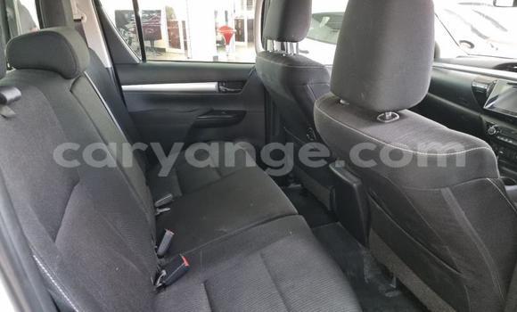 Buy Used Toyota Hilux Silver Car in Gobabis in Omaheke Buy Used Toyota Hilux Silver Car in Gobabis in Omaheke