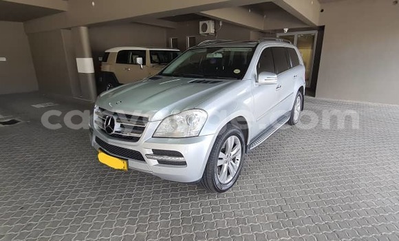 Buy Used Mercedes-Benz GL–Class Silver Car in Windhoek in Namibia