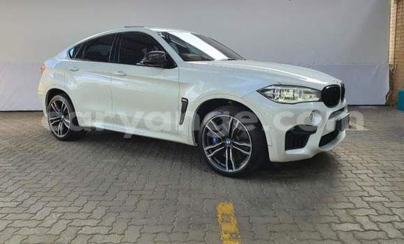 Acheter Occasion Voiture BMW X6 M Blanc à Windhoek, Namibie
