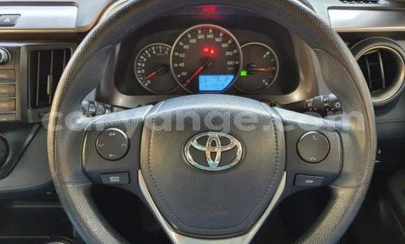 Acheter Occasion Voiture Toyota RAV4 Blanc à Walvis Bay, Namibie Acheter Occasion Voiture Toyota RAV4 Blanc à Walvis Bay, Namibie