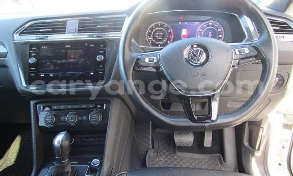 Buy Used Volkswagen Tiguan White Car in Oranjemund in Karas Buy Used Volkswagen Tiguan White Car in Oranjemund in Karas