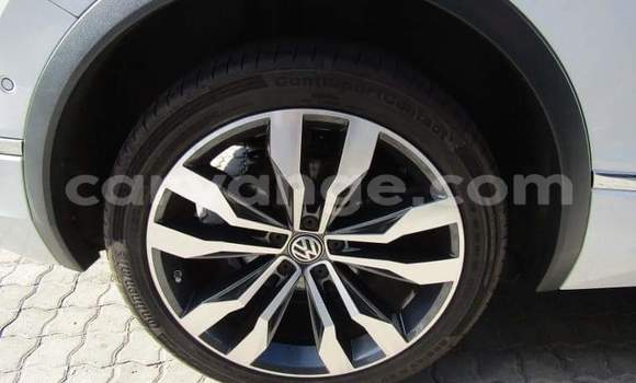 Buy Used Volkswagen Tiguan White Car in Oranjemund in Karas Buy Used Volkswagen Tiguan White Car in Oranjemund in Karas