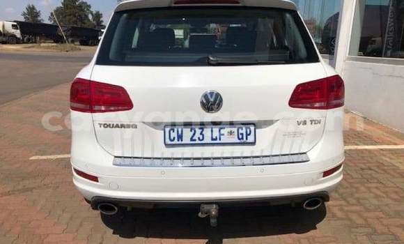 Buy Used Volkswagen Touareg White Car in Warmbad in Karas Buy Used Volkswagen Touareg White Car in Warmbad in Karas