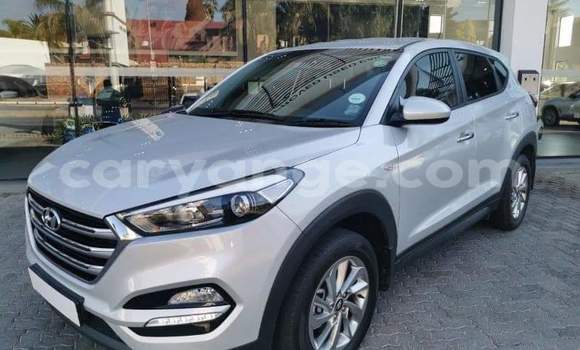 Buy Used Hyundai Tucson Silver Car in Windhoek in Namibia
