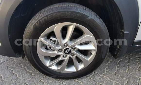 Acheter Occasion Voiture Hyundai Tucson Gris à Windhoek, Namibie Acheter Occasion Voiture Hyundai Tucson Gris à Windhoek, Namibie